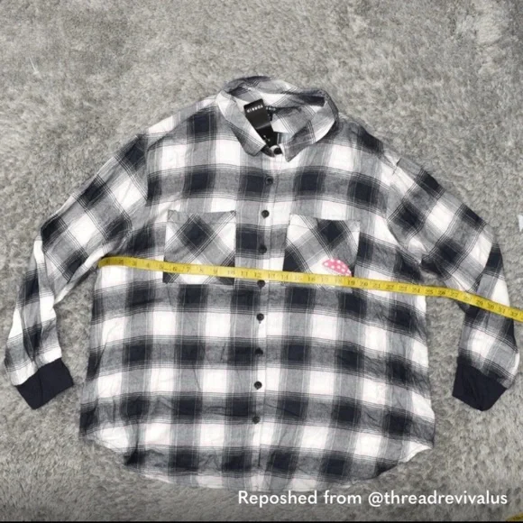 NEW Torrid 1 Flannel Drop Shoulder Button-Front Shirt, Mushroom Pocket, Plaid - Picture 7 of 12